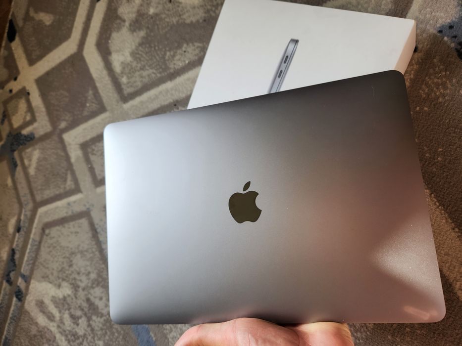 Macbook air m1 2020