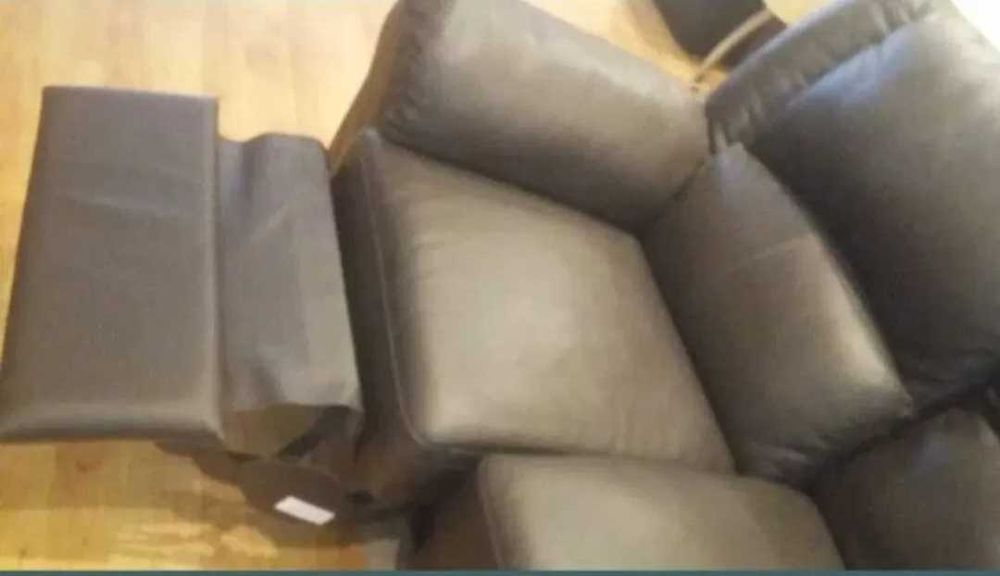 Canapele  piele naturală