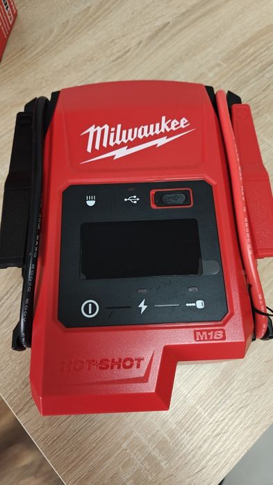 Robot pornire milwaukee m18