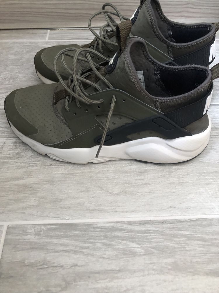 Продавам Маратонки  Nike