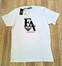 Финално намаление - Emporio Armani тениска - ТОП модел в бял цвят !