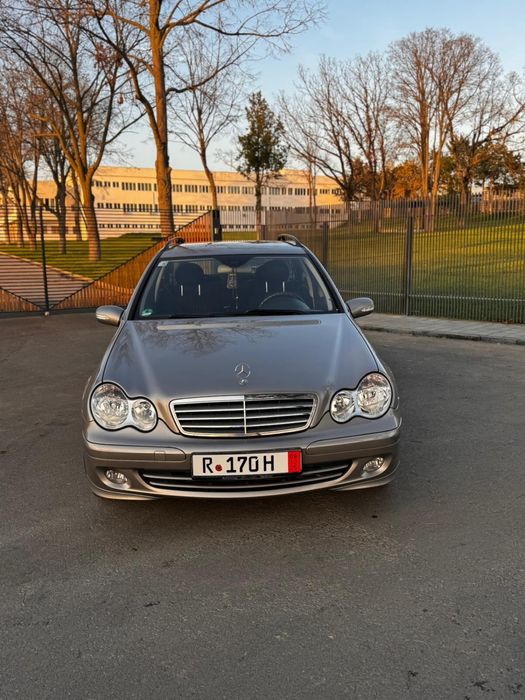 Mercedes-Benz C 200