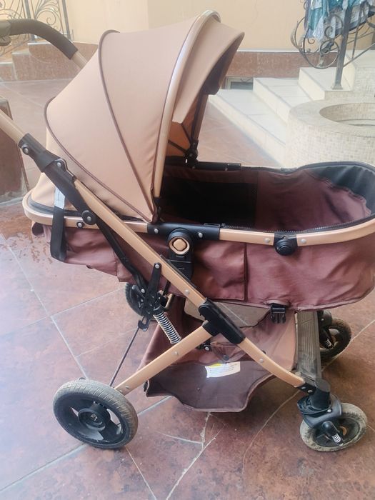 Коляска hot mom