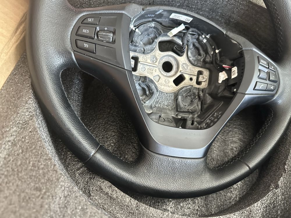 Volan complet cu airbag BMW Seria 1 3 F30 F31 F34 F36