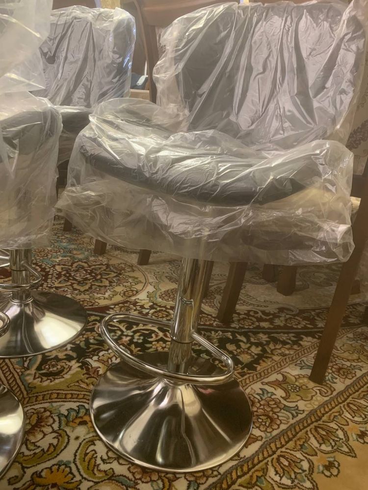 Stullar sotiladi 5 dona donasi 550.000 somdan