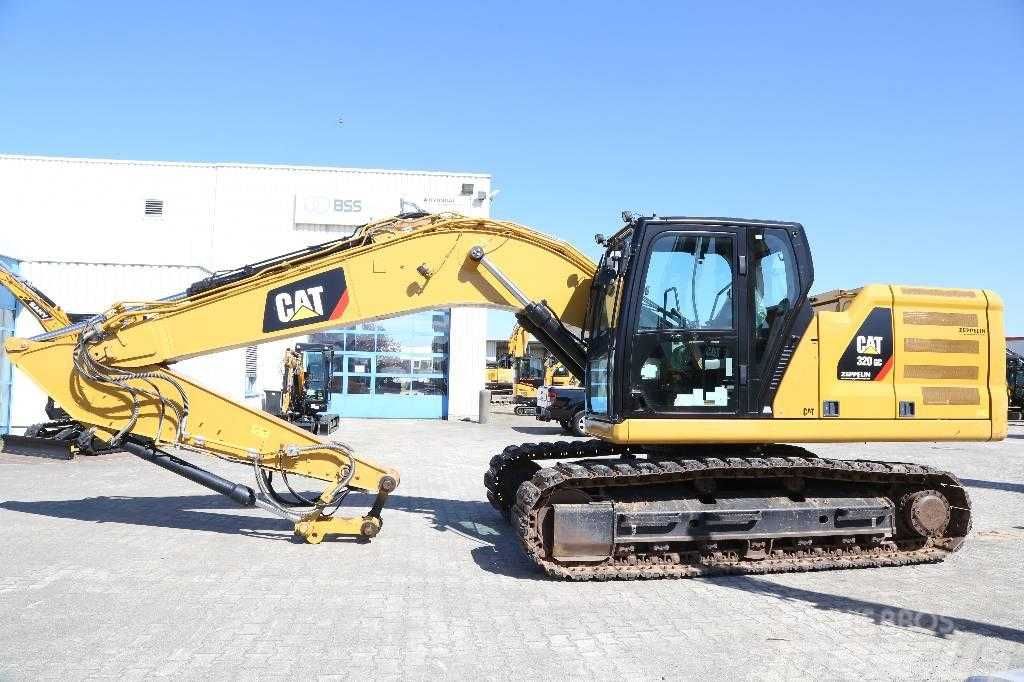 Dezmembram excavator Caterpillar 320 - piese de schimb