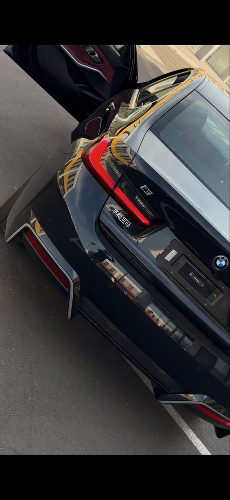BMW i 3 full srochna