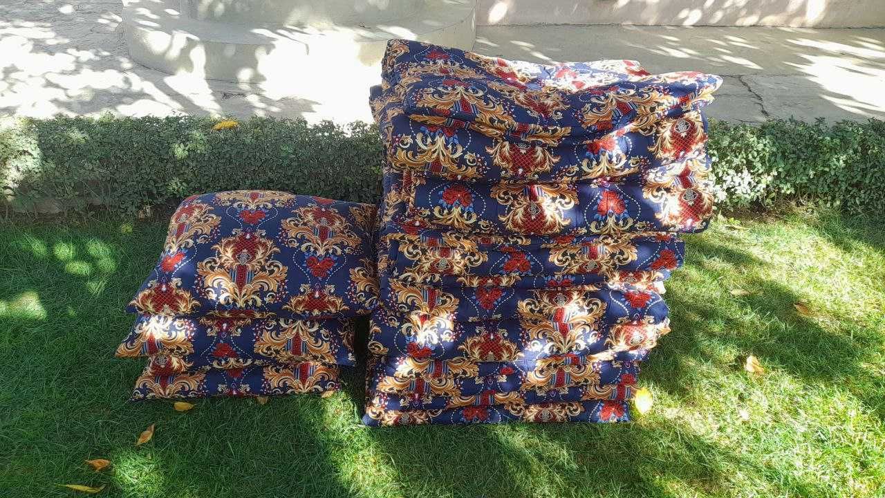 Перьевые п одушки с чехлами — продажа