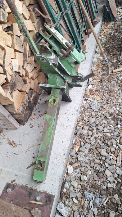 Vând încărcător frontal marca stoll