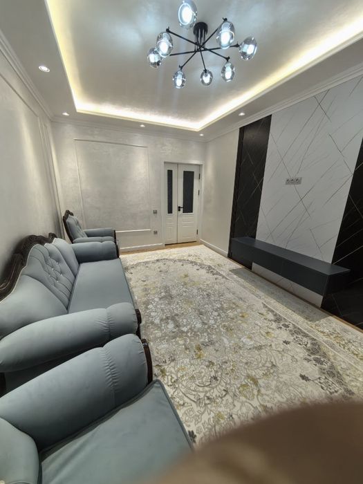 Срочно сотилади Сергели 4. 2/4/5 ремонт евро нарсалари колади мактаб б