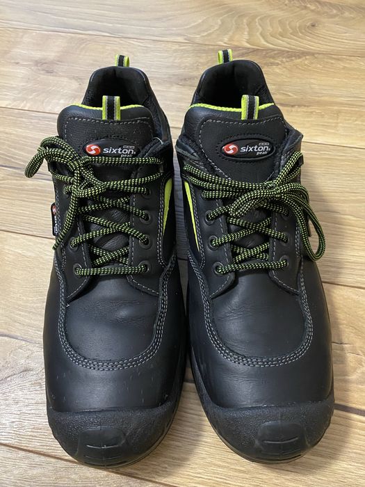 SIXTON PEAK- g h e t e de lucru , stare foarte buna, bombeu , 46