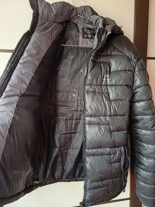 Vând geaca  barbati