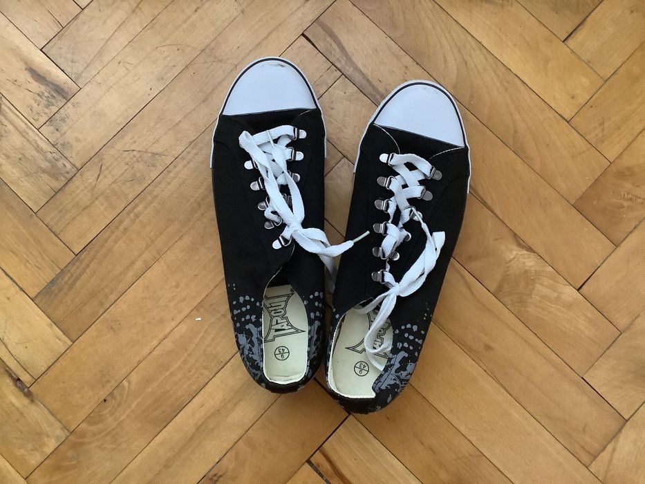 Нови гуменки Tapout