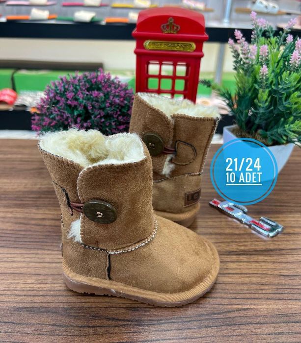 UGG fetițe preț mic