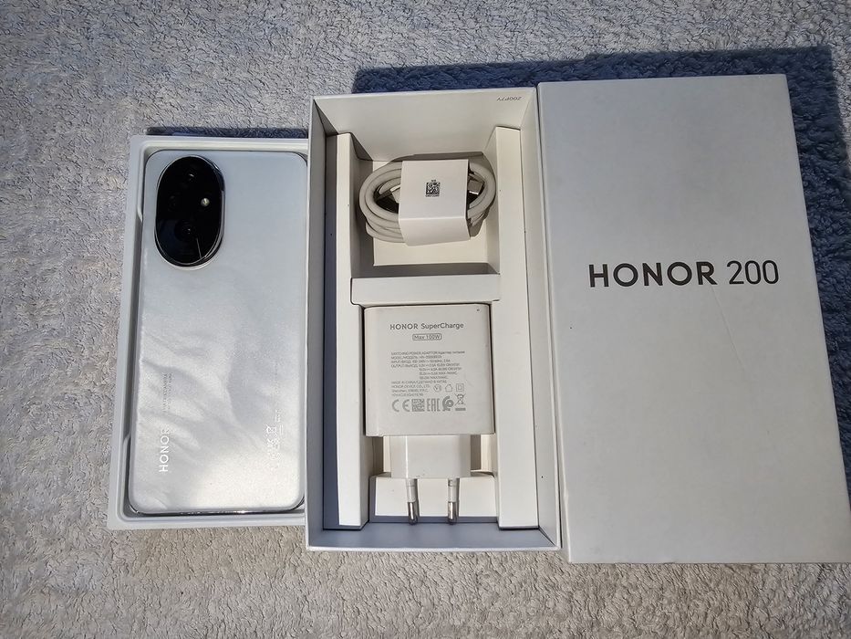 Honor 200 5G  8+8/256GB IDEAL