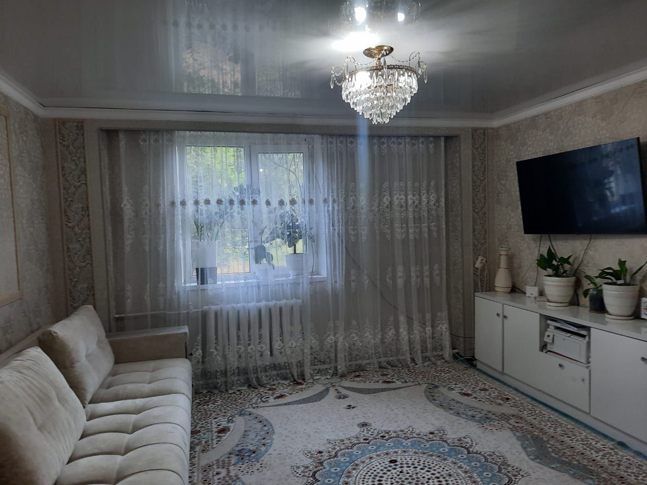 Үй сатылады екі бөлмелі