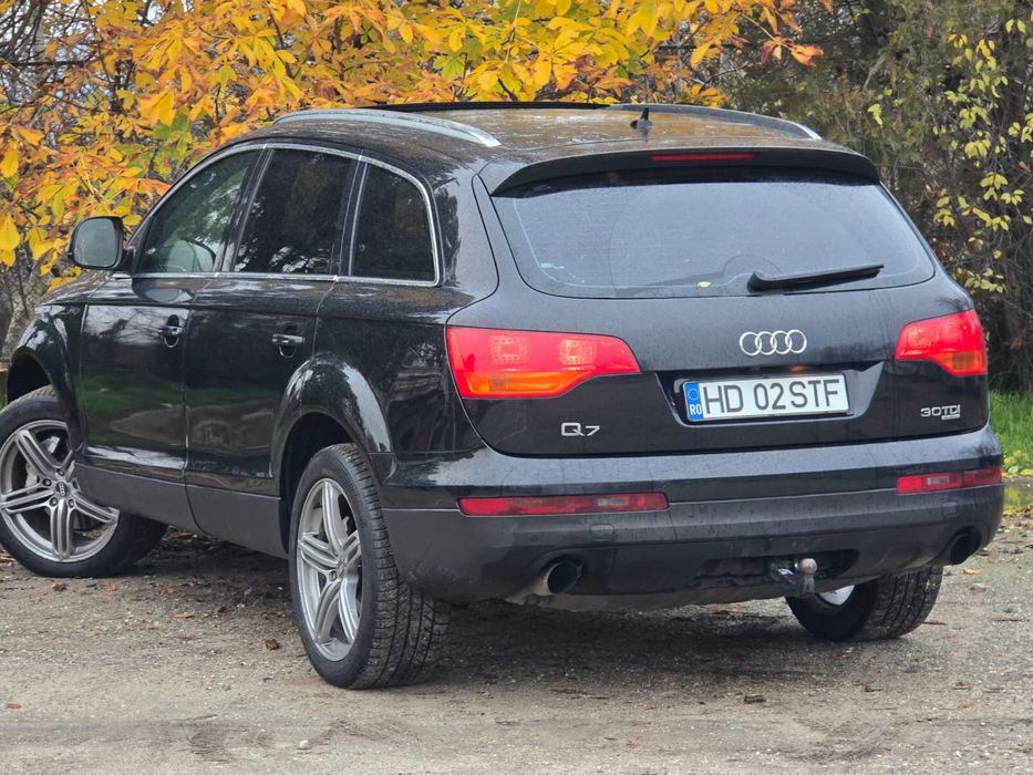 Audi Q7 3.0D Quattro *Panorama *Perne Aer *7Locuri *Carlig 3.5T *Full