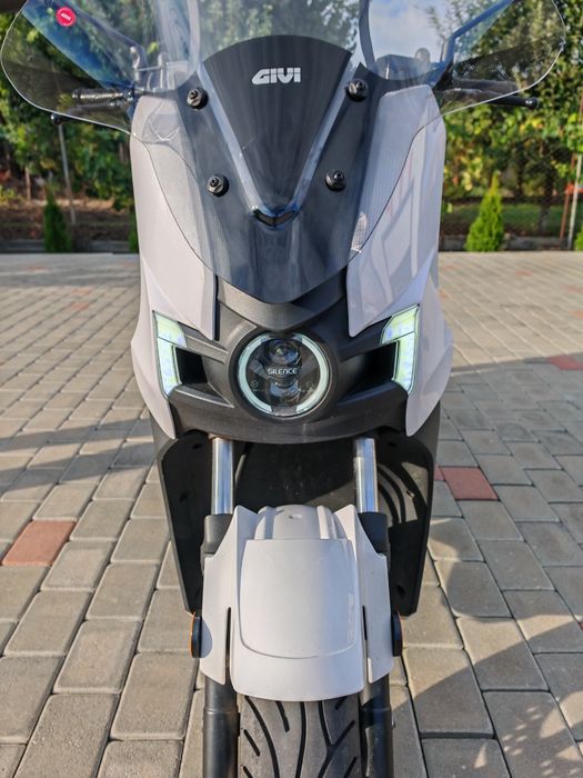 Silence S01 electric scuter 2023