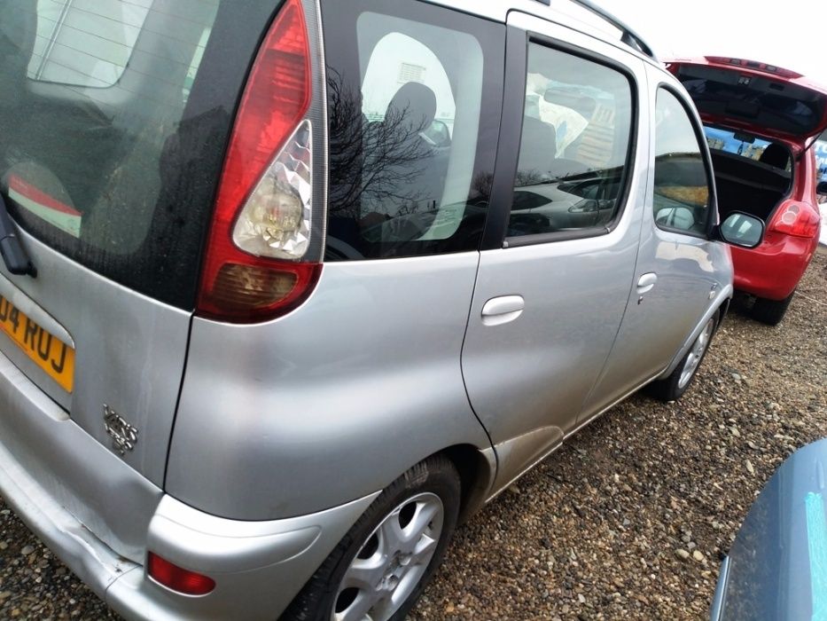 Dezmembrari Toyota Yaris Verso 2005 1.4 D4D 75cp euro3