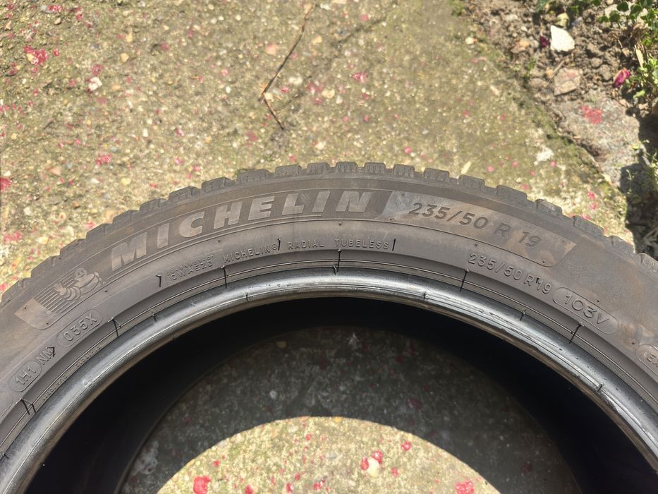 Set 2 anvelope Michelin 235 50 19 Allseason an 2024