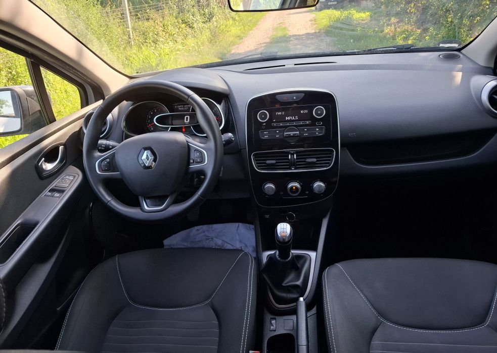 Jetta 1.2 E5 2011  Clio 1.2 Benz E6 2018