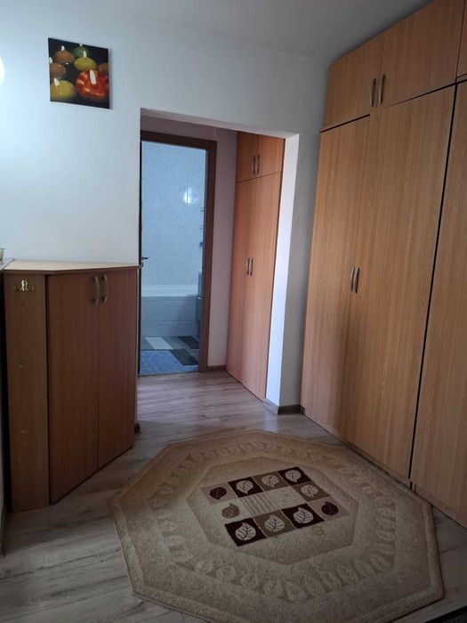 Închiriez apartament 2 camere recent renovat, zona Nord