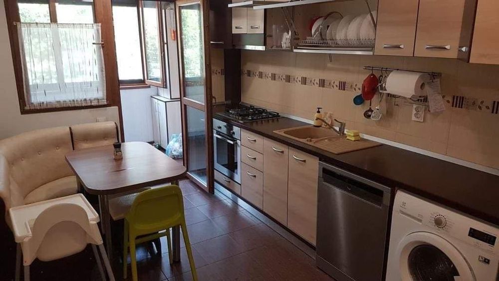 Inchiriez apartament 3 camere Cartier Latin