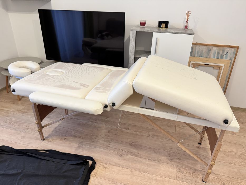 Vând pat de masaj pliabil profesional, alb