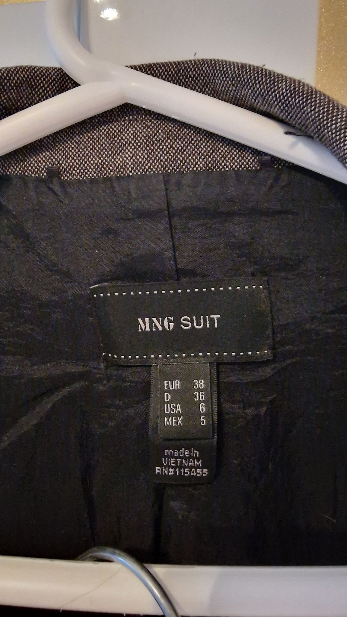 Mango suit - размер 38