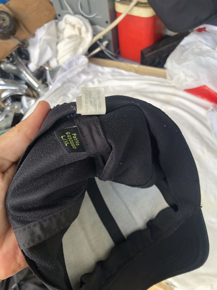 Under Armour шапка нова запазена