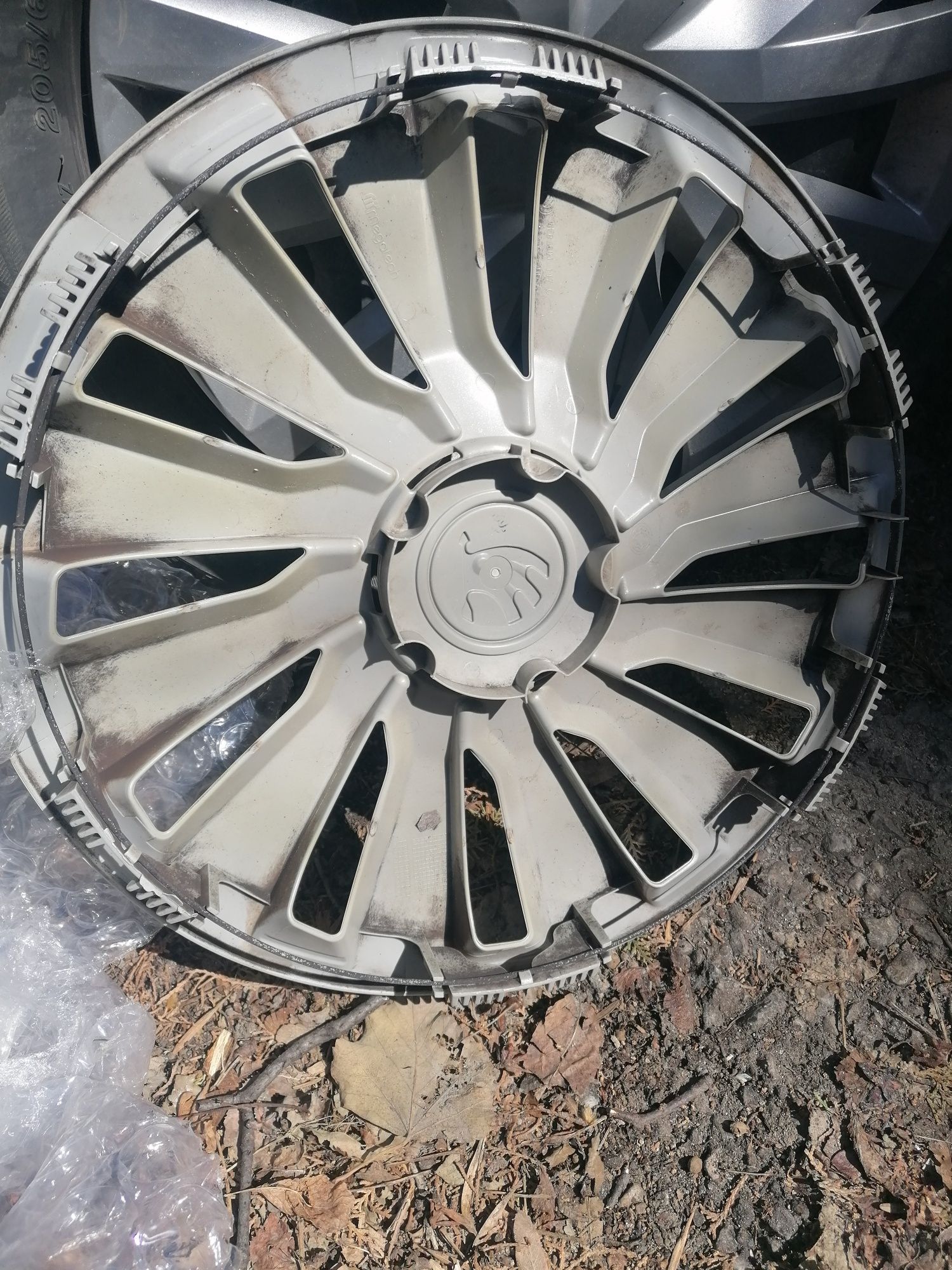 Оригинални тасове за Шкода 16"цола, Skoda Oktavia 5 бр!