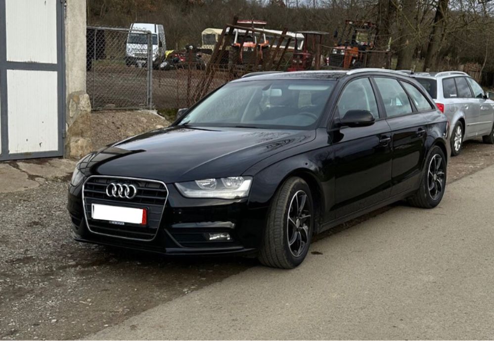 vand/ schimb audi A4 B8, negociabil