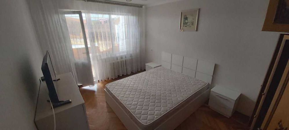 Двустаен имот в Зона Б - 18