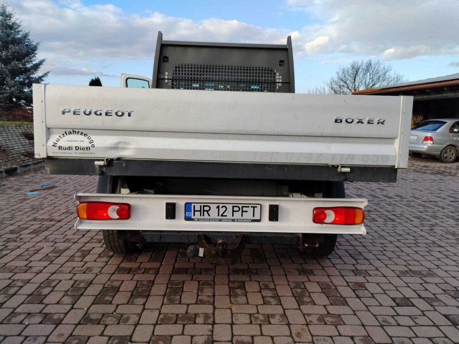 Peugeot Boxer Doka 7 persoane