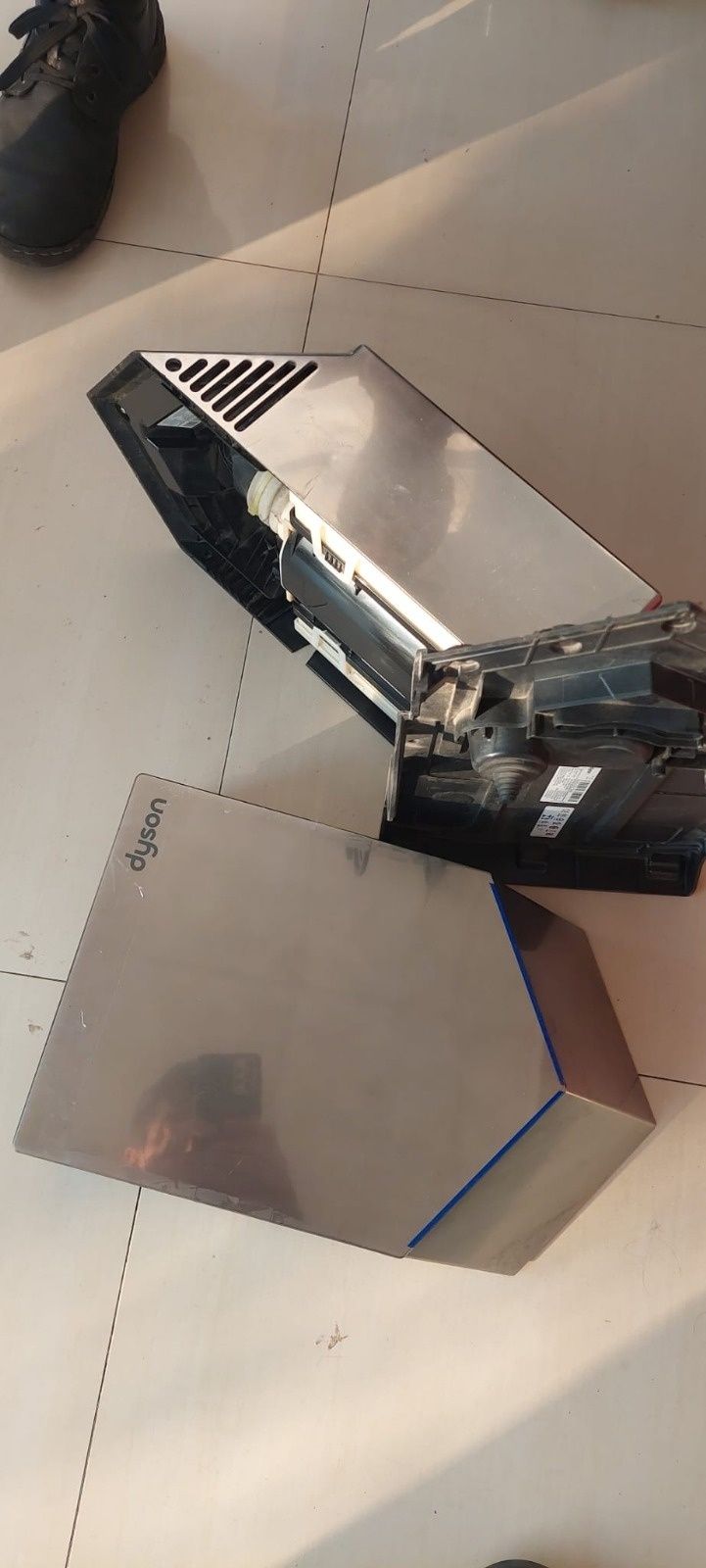 Uscator de maini Dyson Airblade V HU02 - Metalizat