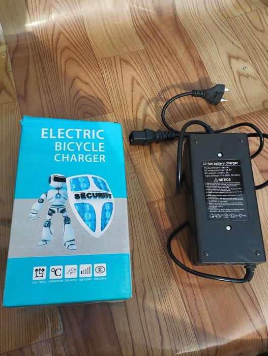 Зарядное устройство для электроскутеров