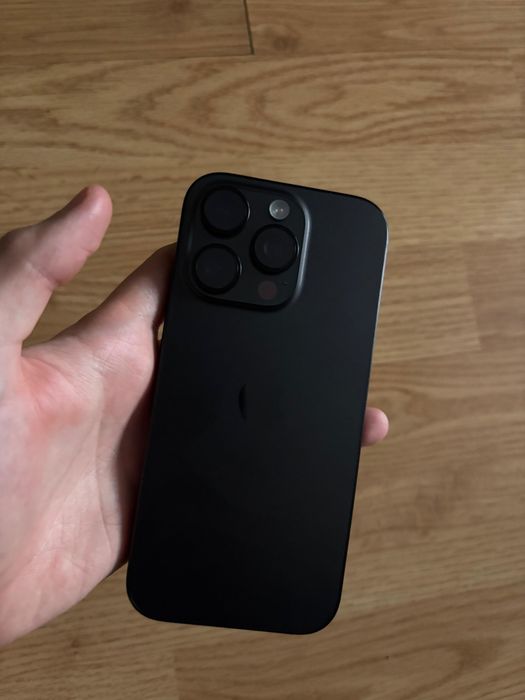 Обменяю iPhone 16 Pro