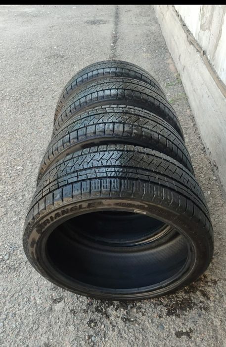 Продам зимние шины Трианжел