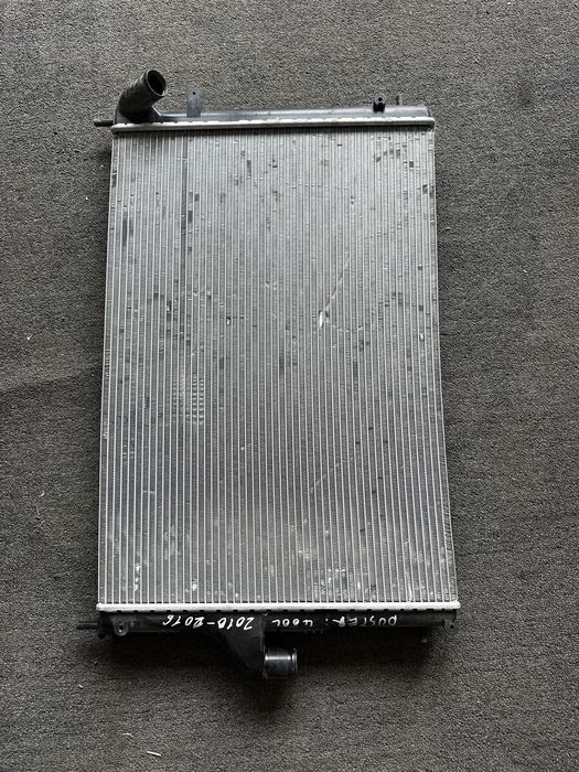 radiator apa nou dacia duster 2010 cod 214100078r