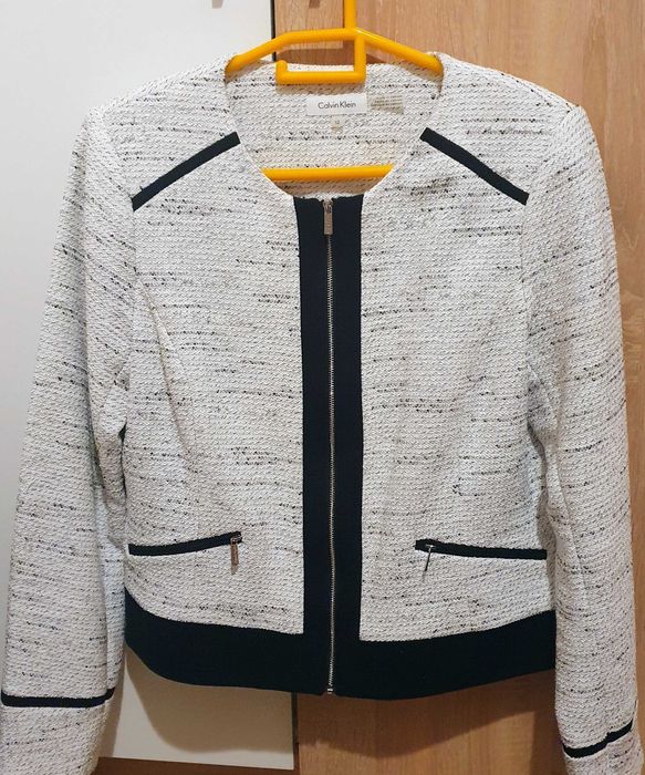 Новый неношенный пиджак Calvin Klein