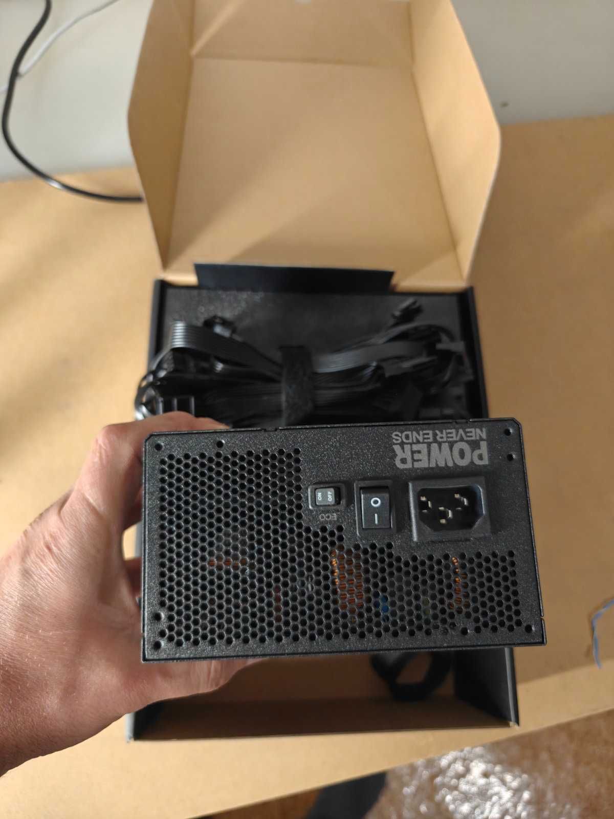 Компютърно захранване FSP Hydro 1200 Pro Platinum
