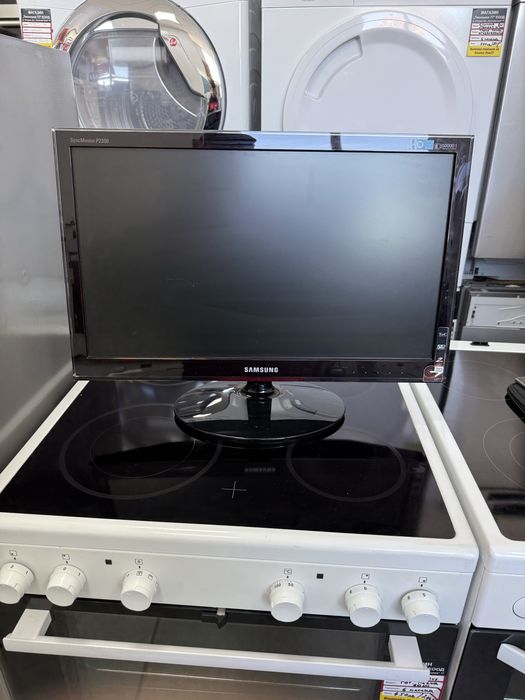 Монитор Samsung P2350