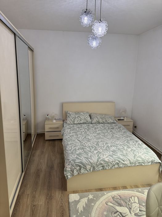 Vand apartament zona centrala