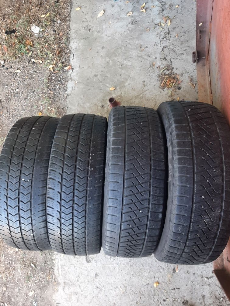 Продам шины 225/65/16С