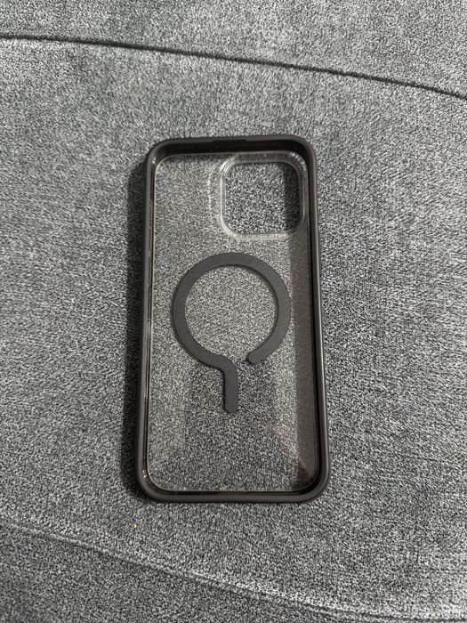 Husa Dbrand 15 pro max