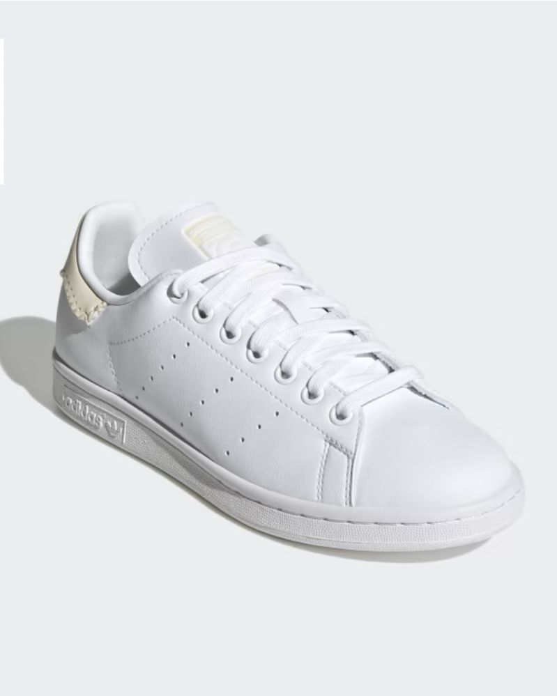 Новые кроссовки adidas Stan Smith