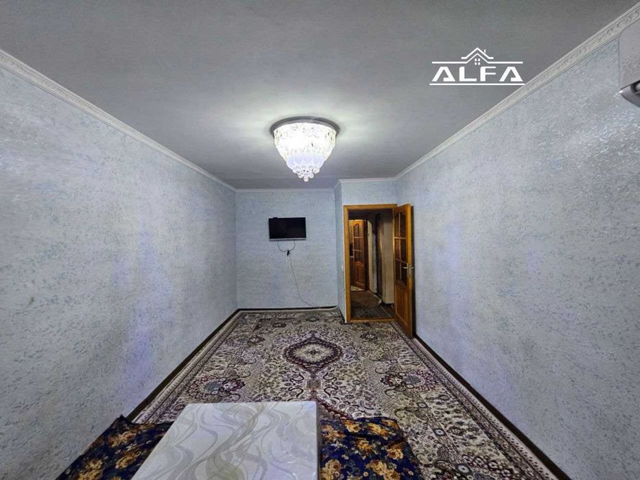 Buxoroda kvartira sotiladi 2 xonali 58m² 1-qavat.