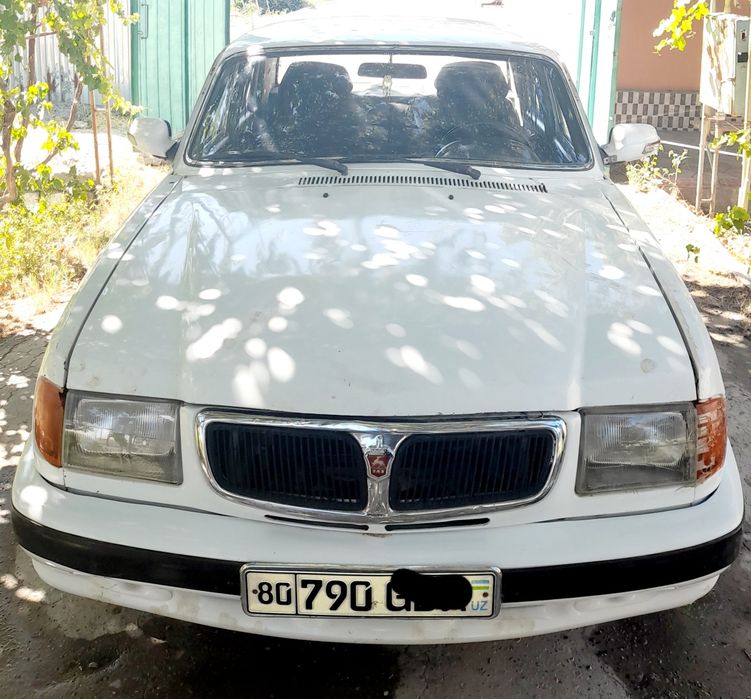 Волга автомашинаси сотилади. Газ-3110