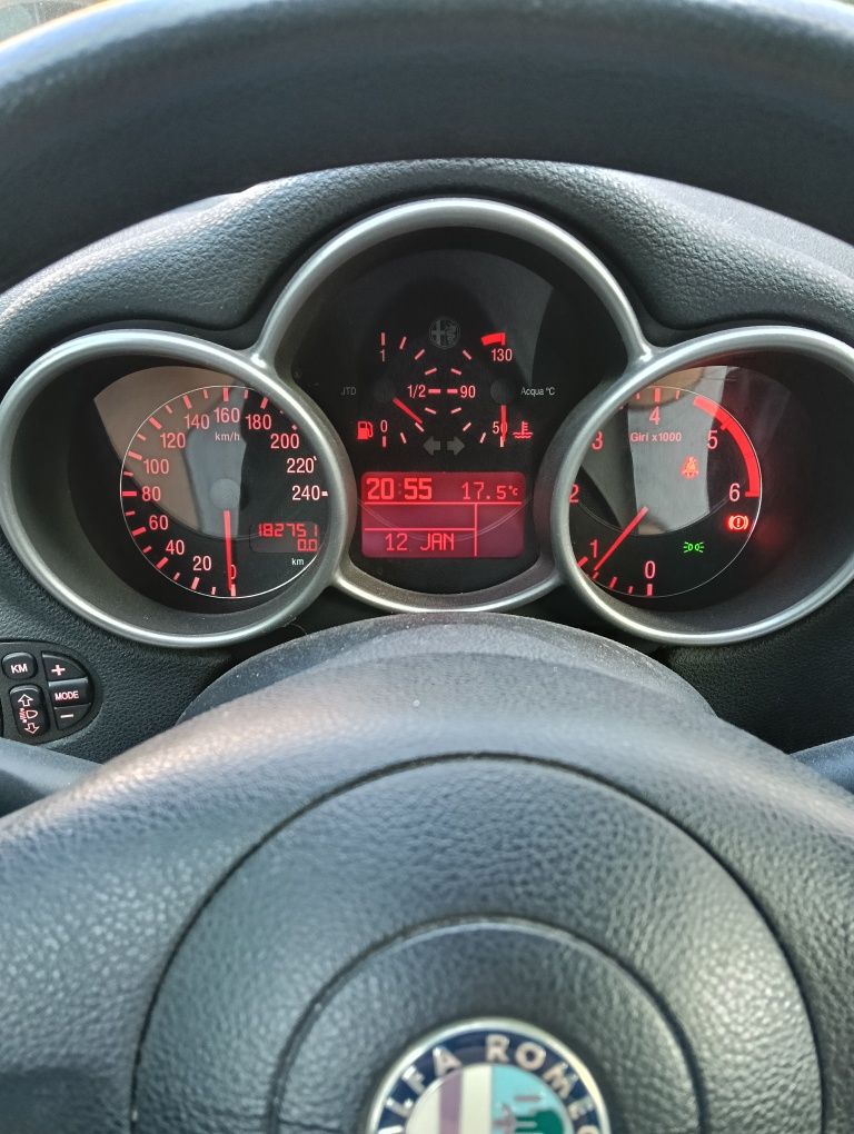 Alfa Romeo 147 -  1.000 euro negociabil