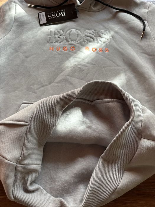 Мъжки,памучен суитчер Hugo BOSS в сиво с бродирано лого,ватиран